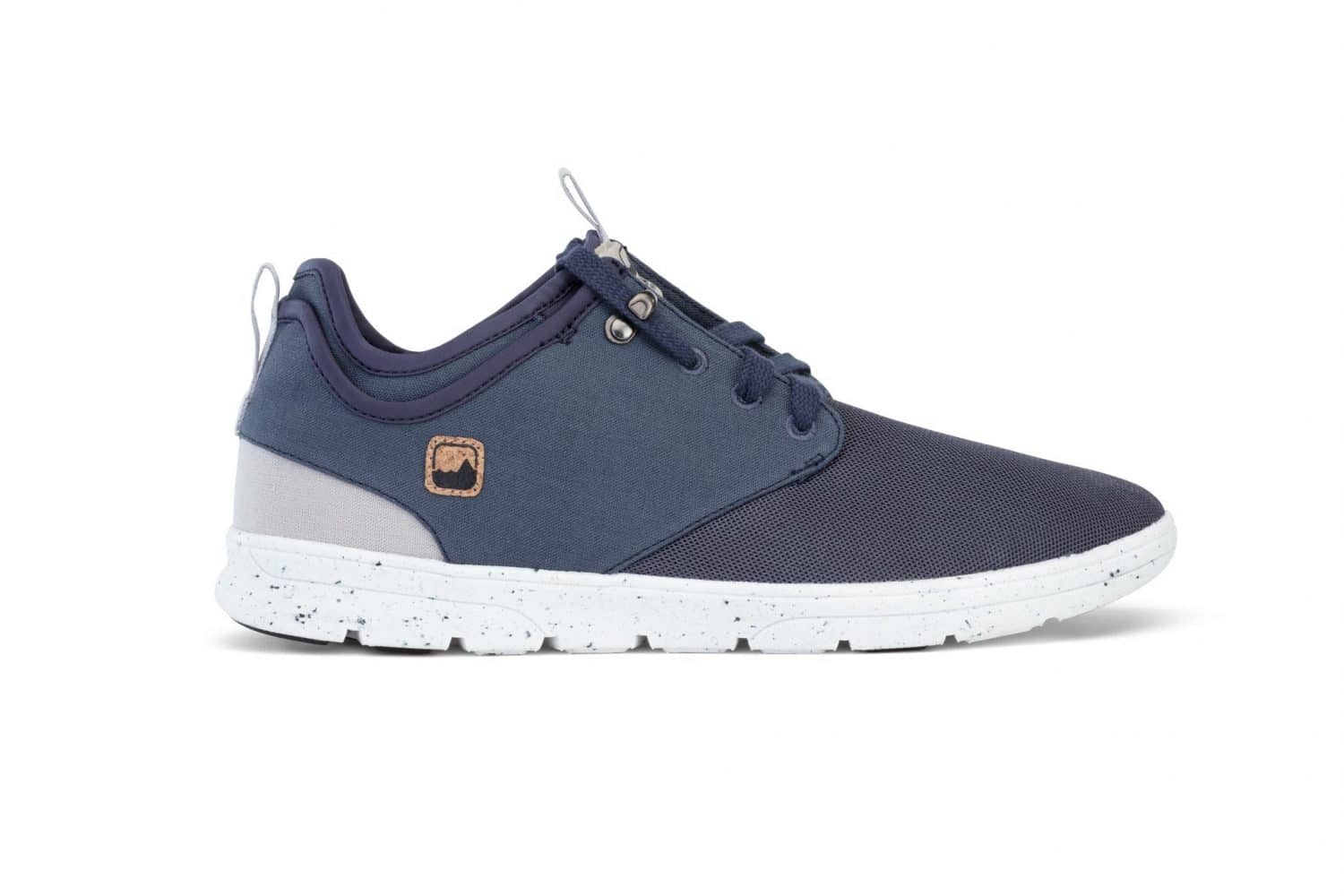 SEMNOZ-NAVY-SIDE_2048w_f6c751e1-648c-432a-9dab-9cb02c885ac4_2048x