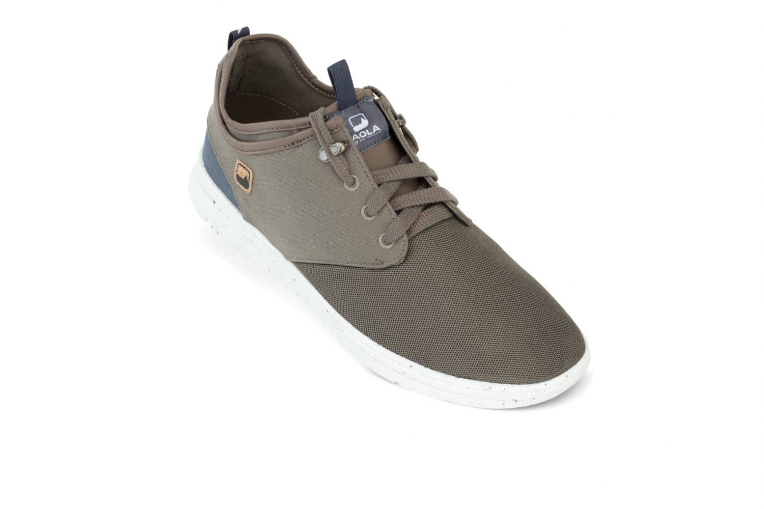 SEMNOZ-OLIVE-ANGLE_2048w_55bcea8e-9c2a-4f56-ac78-8cbdb5c5fd80_2048x